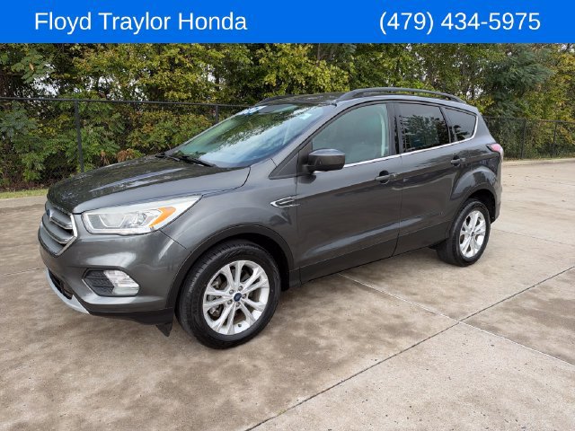 Used 2017 Ford Escape SE w/ Equipment Group 201A