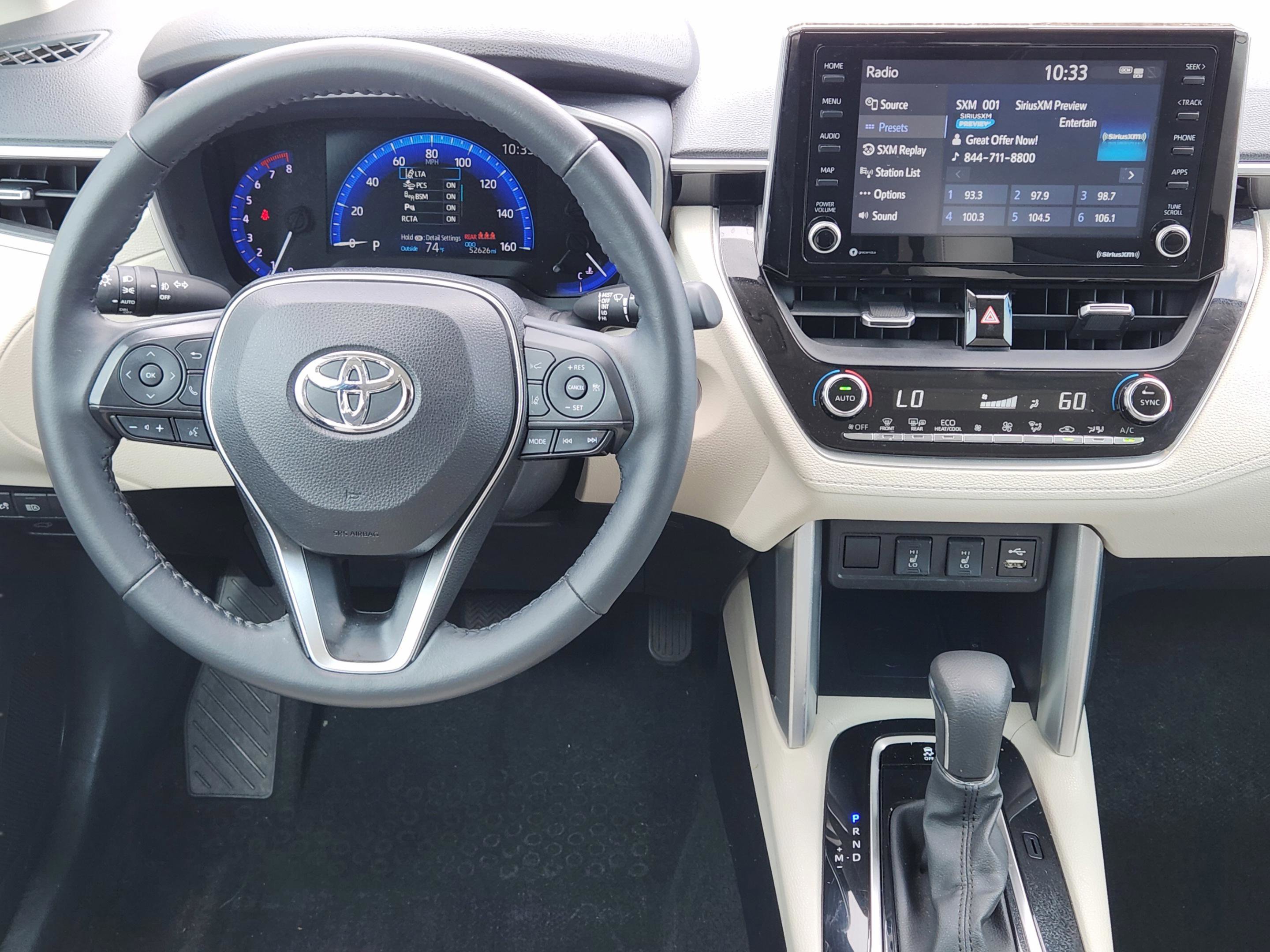 Used 2022 Toyota Corolla Cross XLE w/ Convenience Package image 27