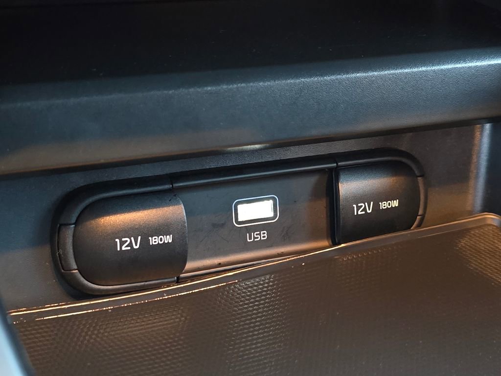 Certified 2024 Kia Soul LX w/ Option Group 015 image 34