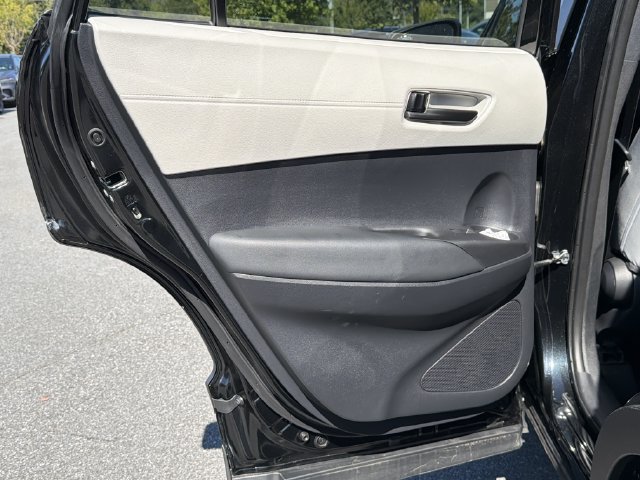 Used 2025 Toyota Corolla Cross L FWD image 23