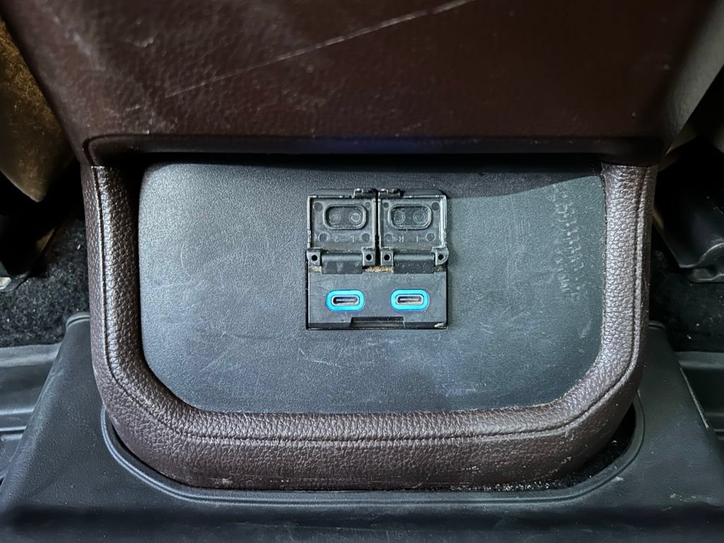 Used 2022 Toyota Highlander XLE AWD/4WD image 37