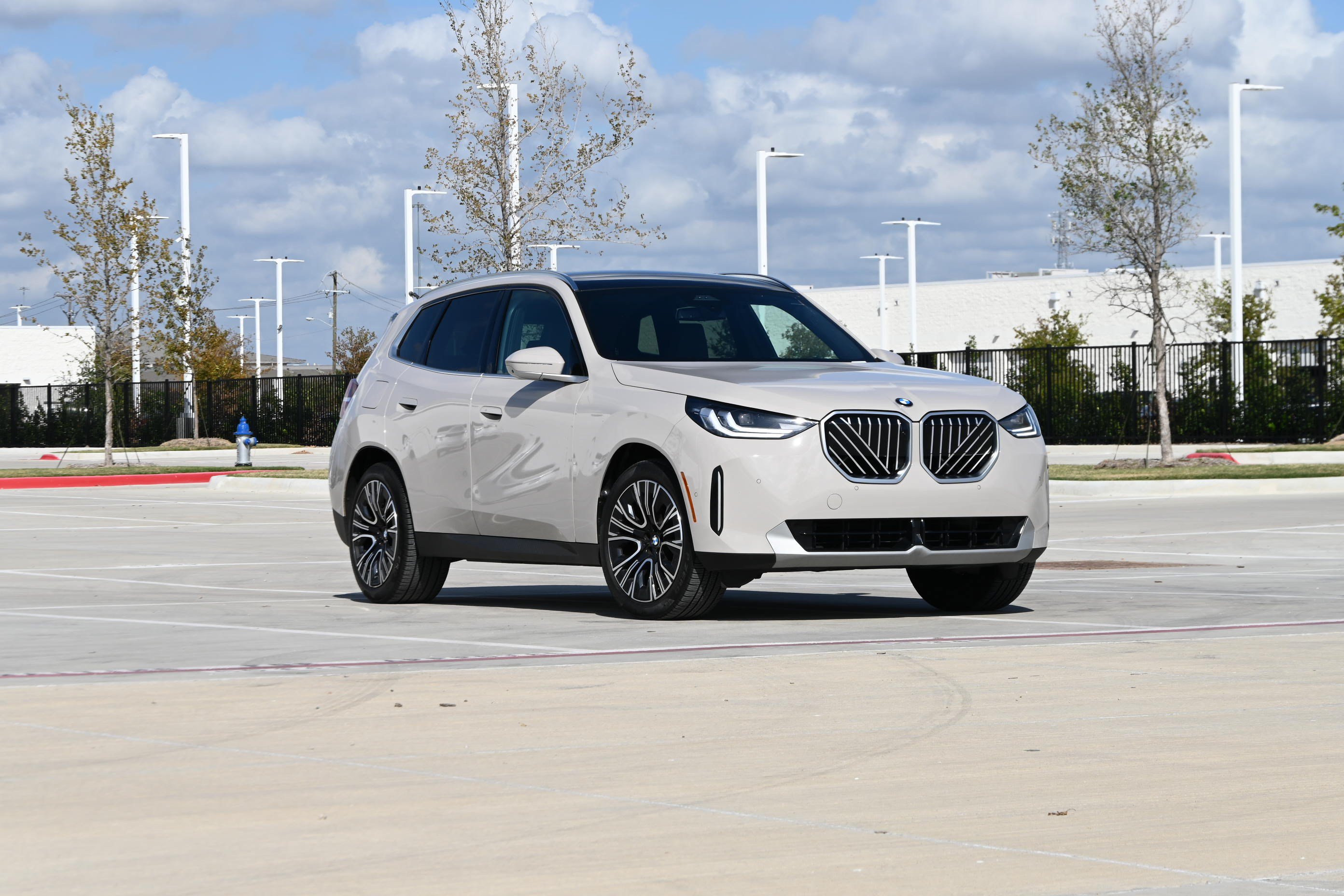 Certified 2026 BMW X3 xDrive30i AWD/4WD image 2