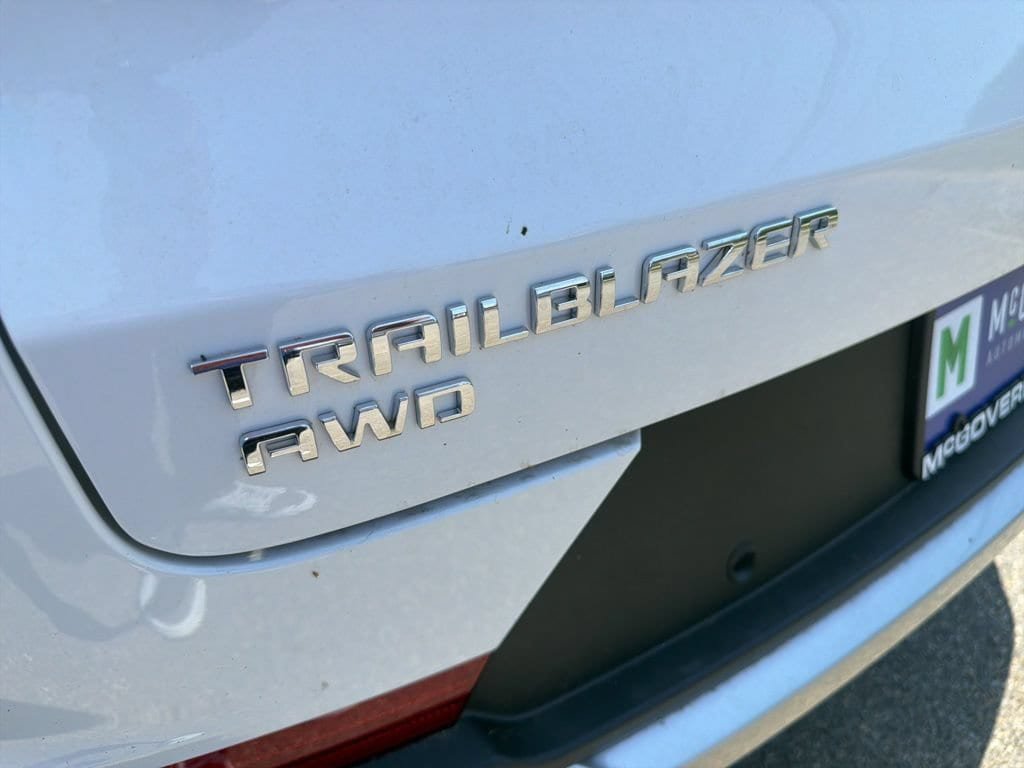 New 2026 Chevrolet TrailBlazer LT w/ LT Cold Weather Package AWD/4WD image 20
