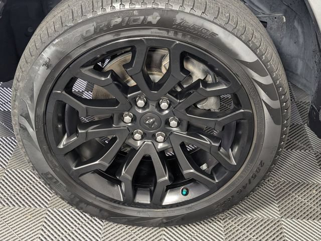 Used 2025 RAM 1500 Limited AWD/4WD image 8