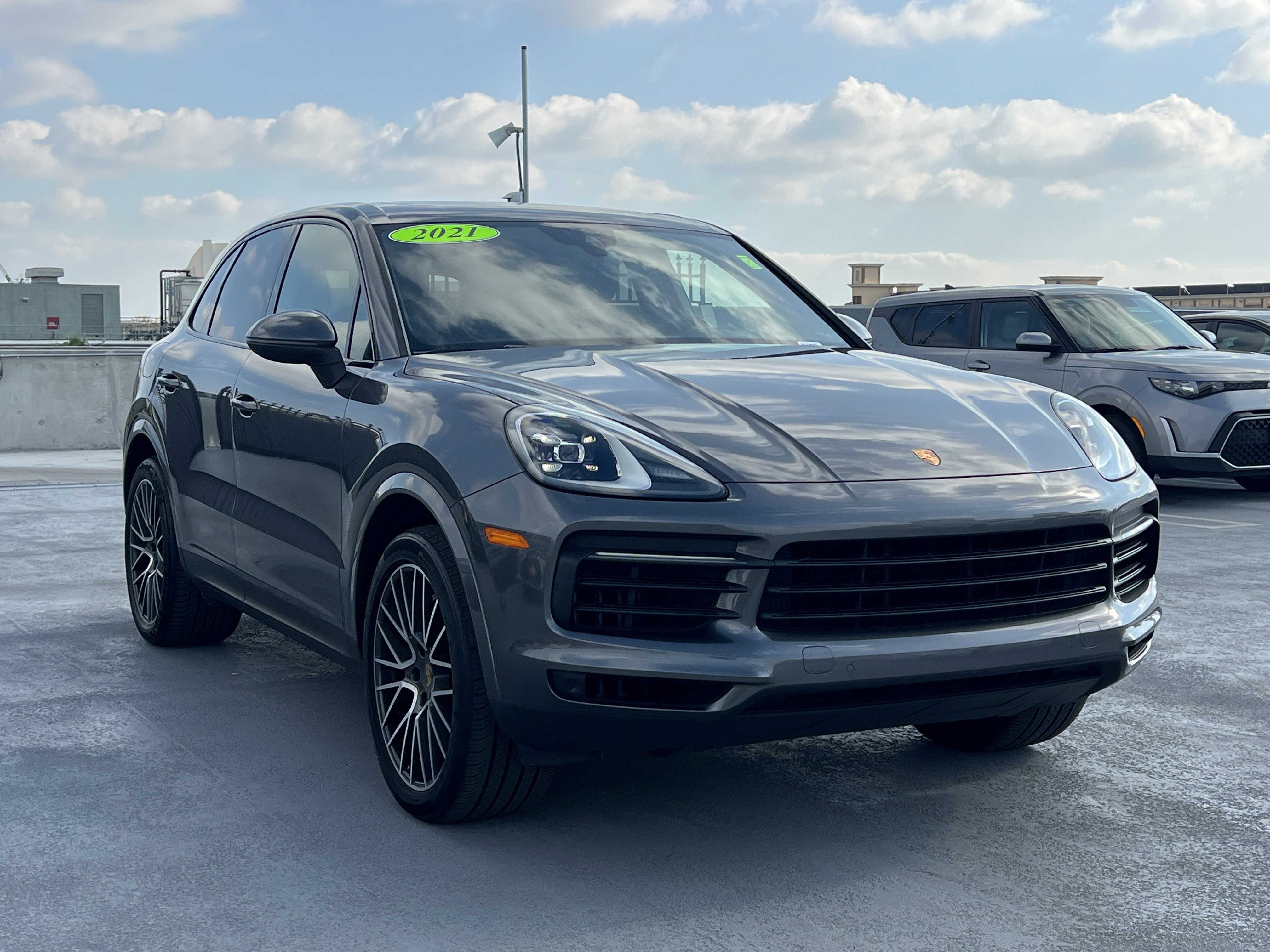 Used 2021 Porsche Cayenne image 10