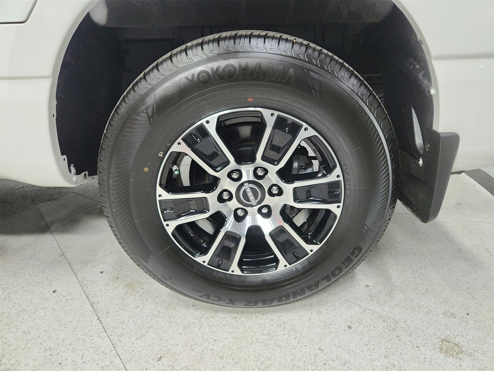 Used 2023 Nissan Titan SV w/ Accessory Utility Package image 42