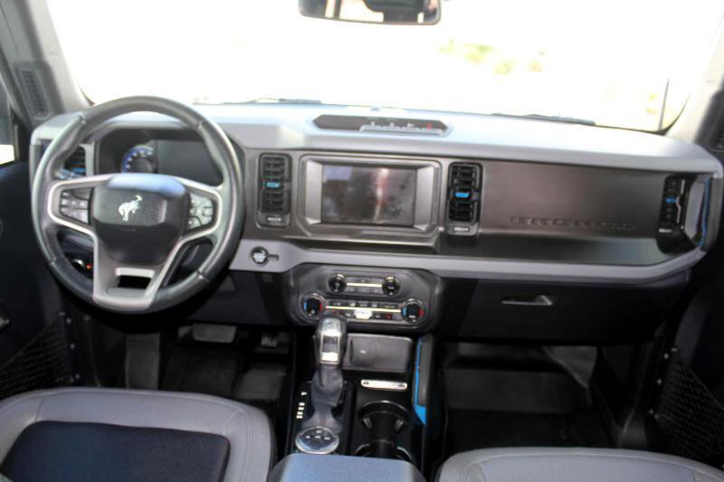 Used 2023 Ford Bronco Black Diamond image 16