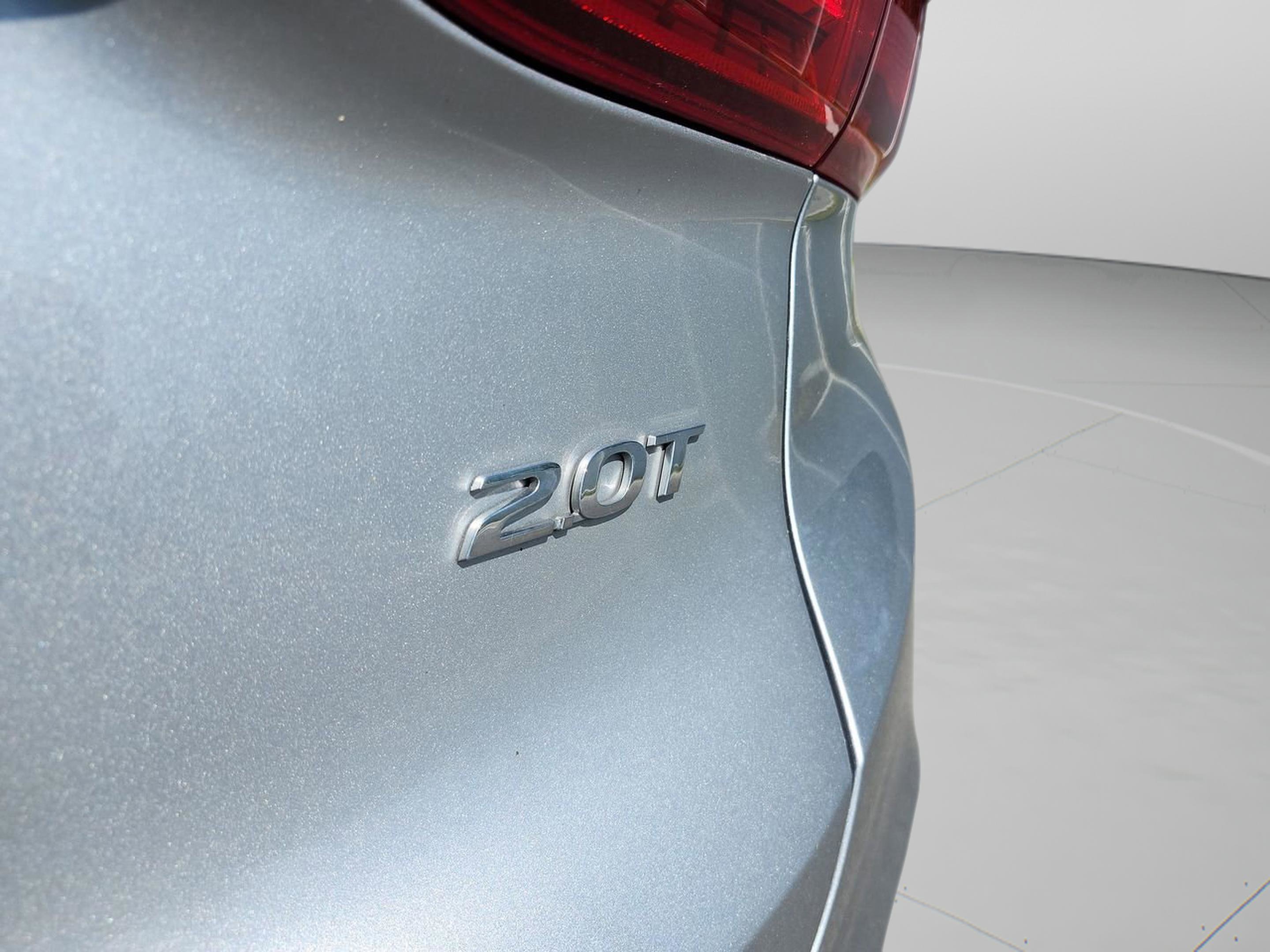 Used 2020 Hyundai Santa Fe Limited image 24