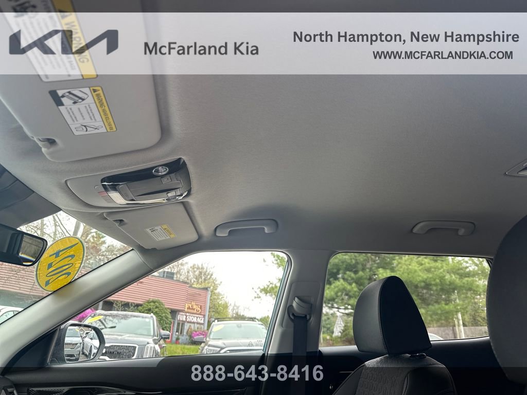 Used 2024 Kia Seltos S AWD/4WD image 16
