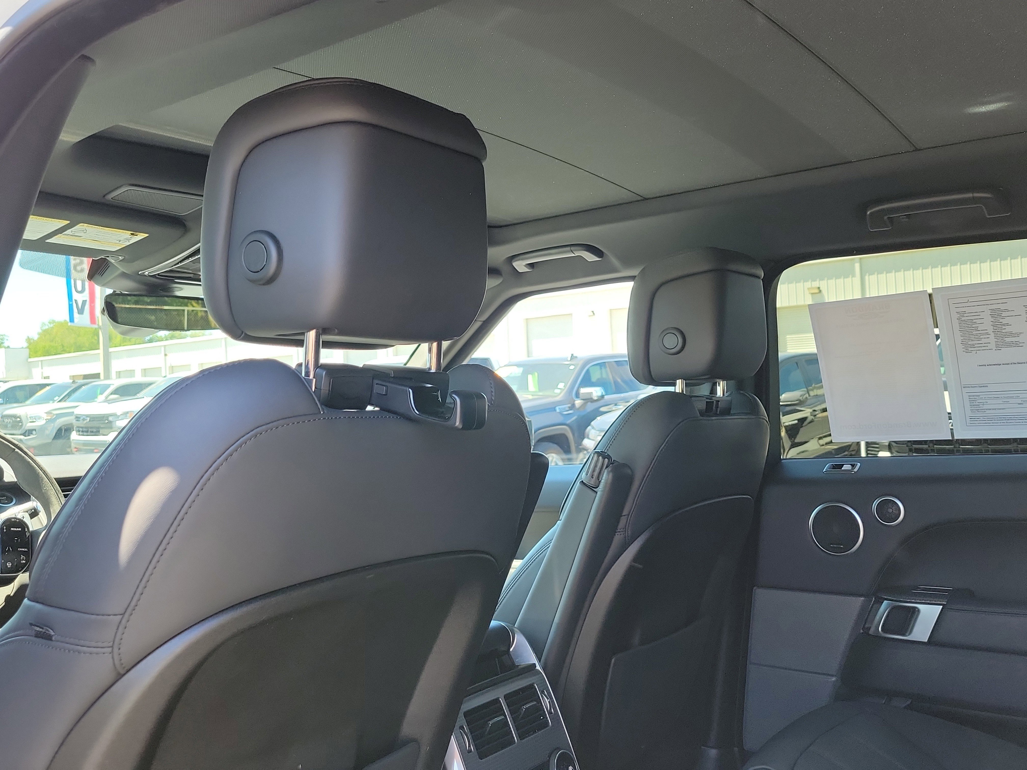 Used 2020 Land Rover Range Rover Sport HST image 14