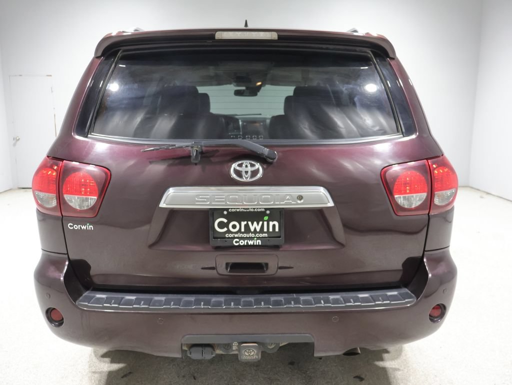Used 2019 Toyota Sequoia Platinum AWD/4WD image 3