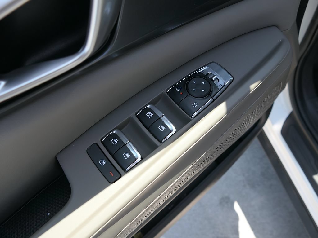 New 2026 Kia Carnival LXS FWD image 9