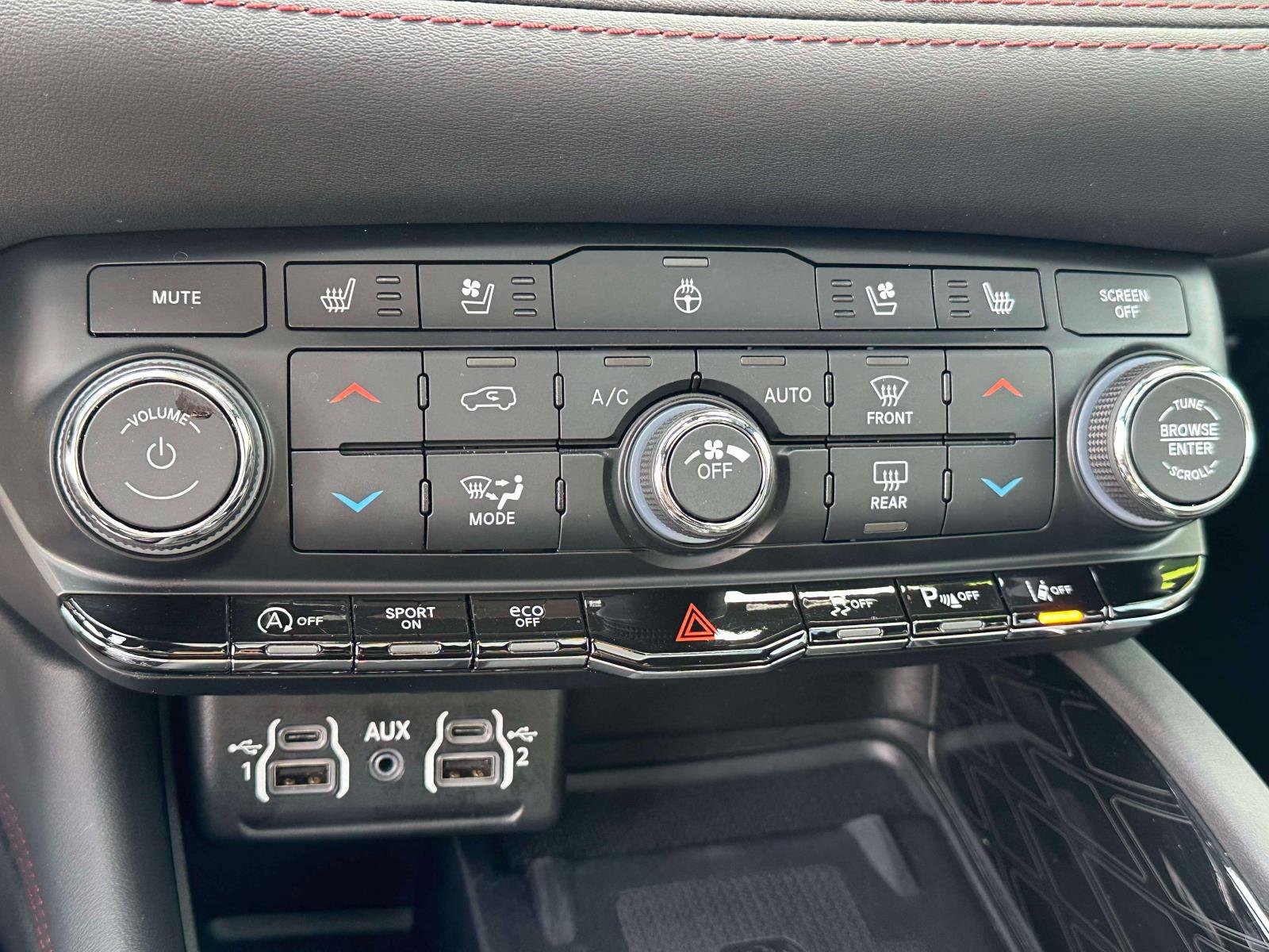 Used 2023 Dodge Durango Citadel image 26