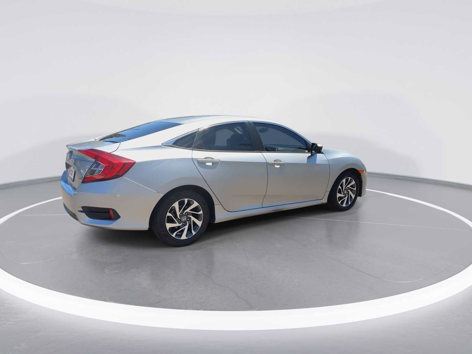 Used 2016 Honda Civic EX image 8