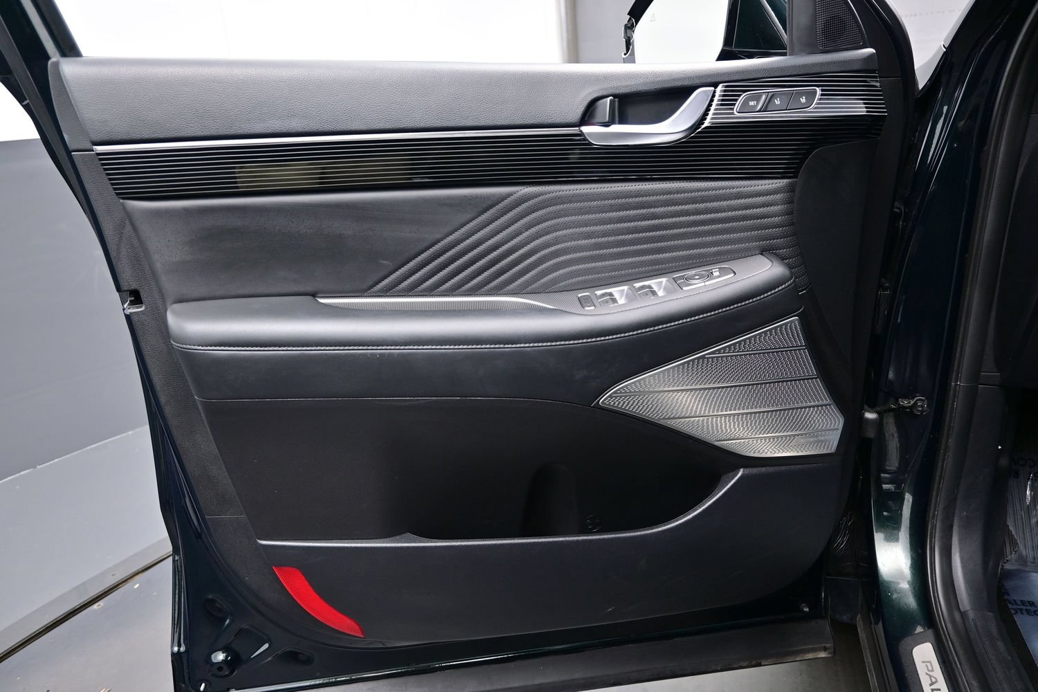 Certified 2023 Hyundai Palisade Calligraphy AWD/4WD image 9