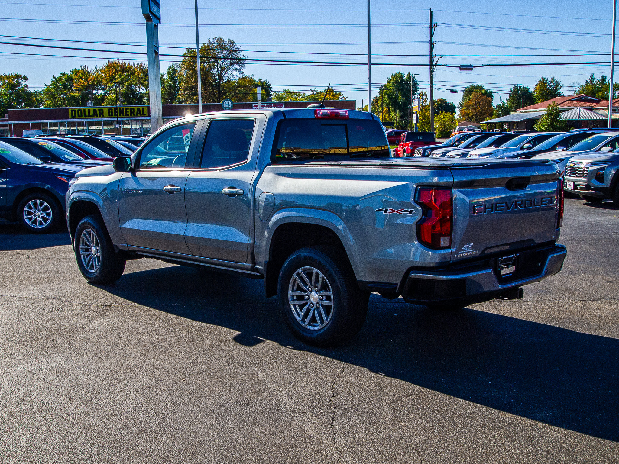 Used 2024 Chevrolet Colorado LT w/ LT Convenience Package II AWD/4WD image 5