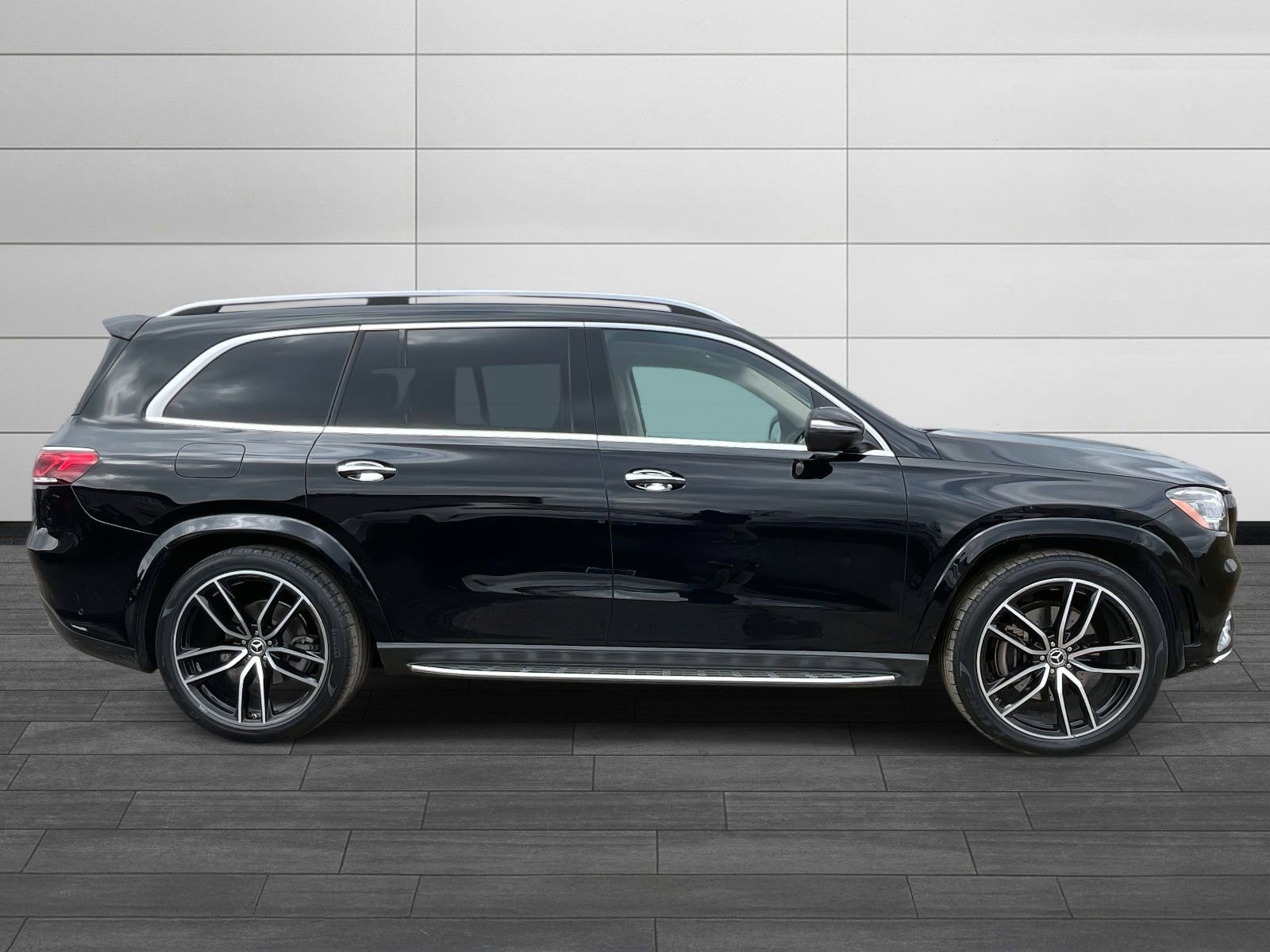 Certified 2020 Mercedes-Benz GLS 580 4MATIC image 2