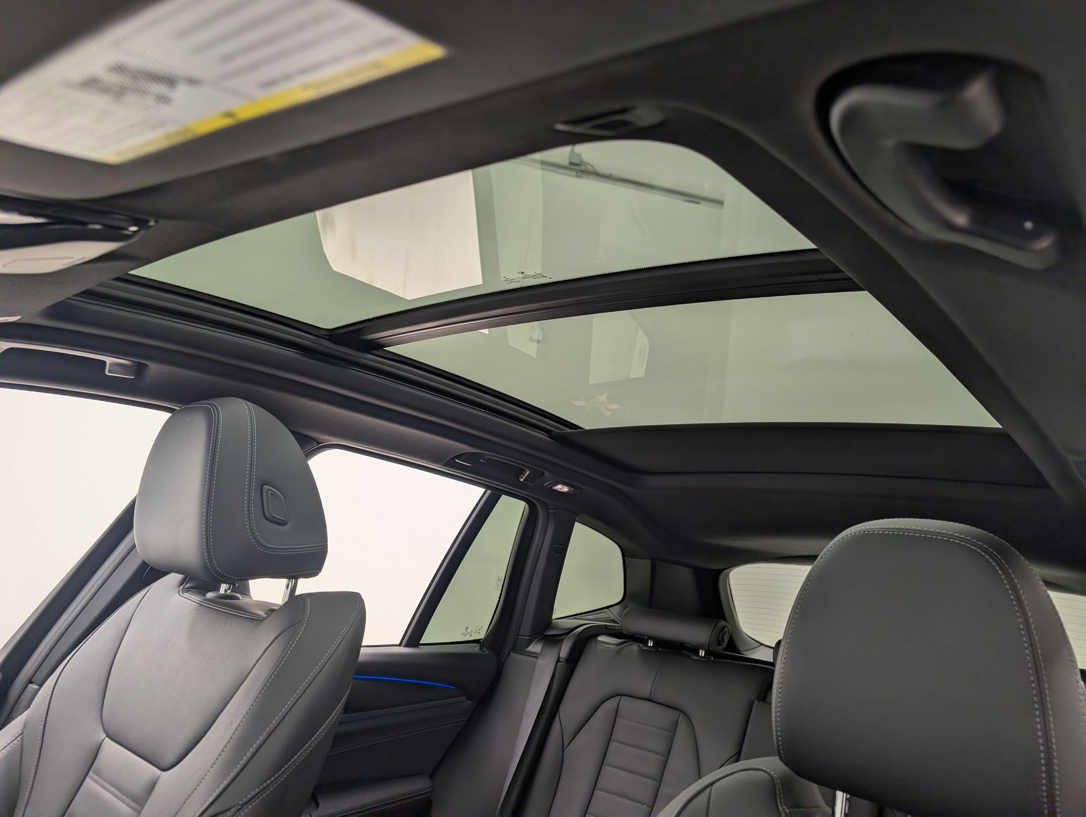 Certified 2022 BMW X3 xDrive30i w/ M Sport Package 2 image 16