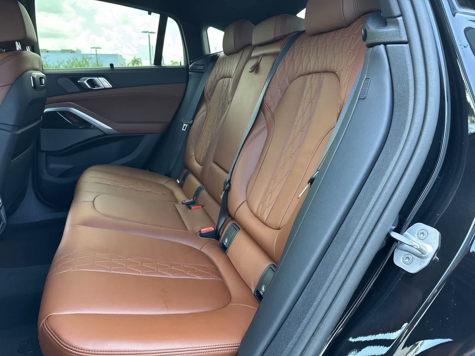 Used 2026 BMW X6 xDrive40i AWD/4WD image 18