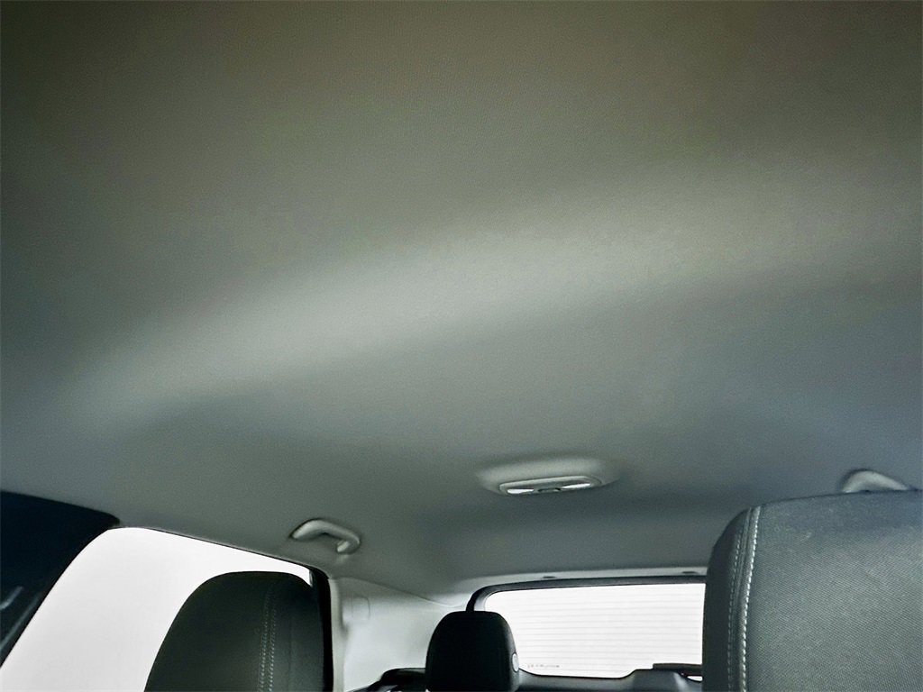 Used 2023 Chevrolet TrailBlazer LT w/ Convenience Package image 21