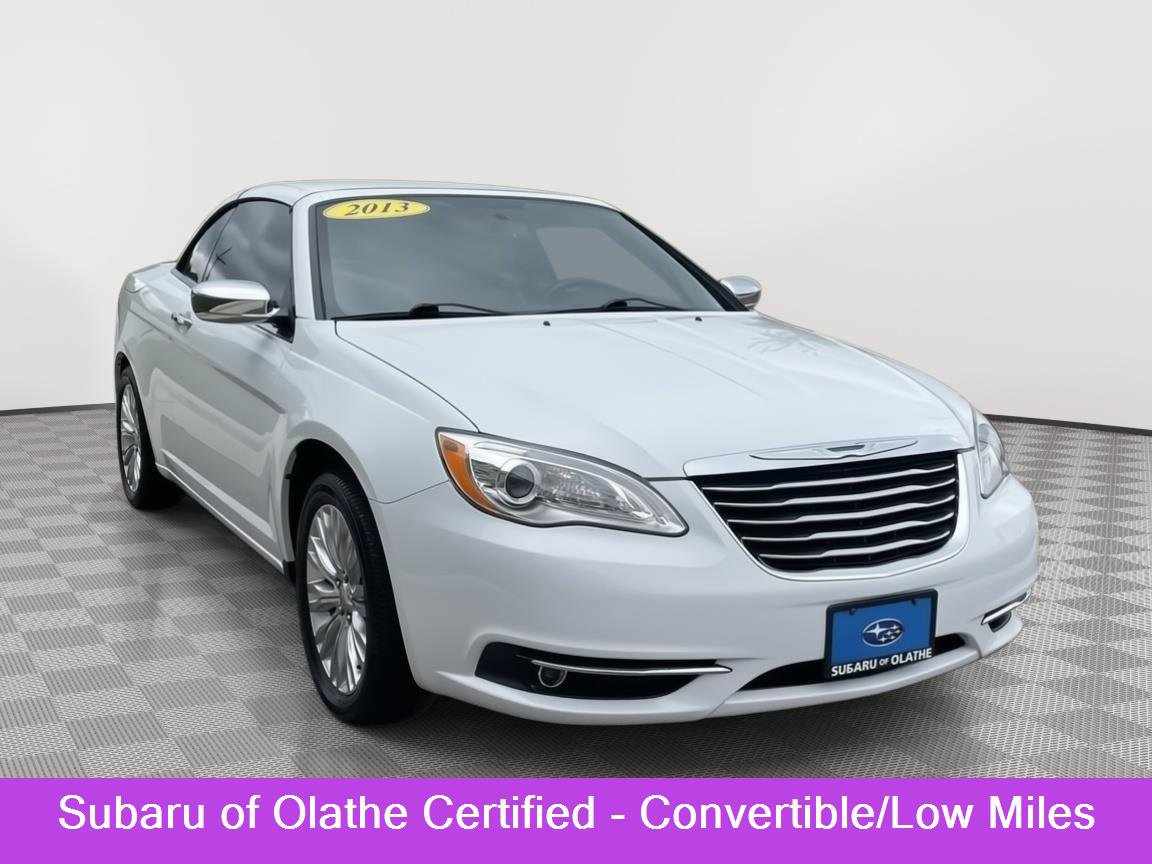 Used 2013 Chrysler 200 Limited FWD image 1