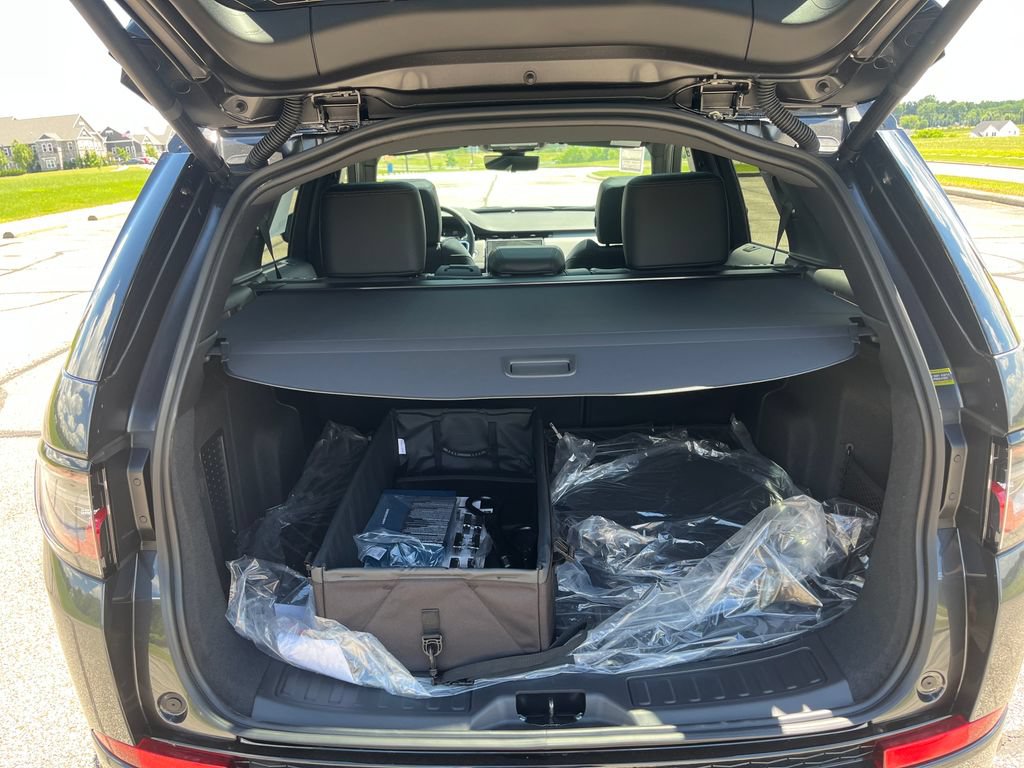 New 2026 Land Rover Discovery Sport Landmark AWD/4WD image 18