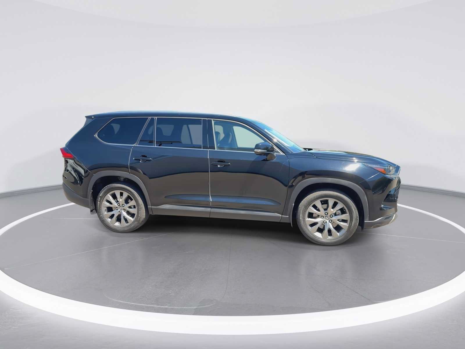 Certified 2024 Toyota Grand Highlander AWD image 9