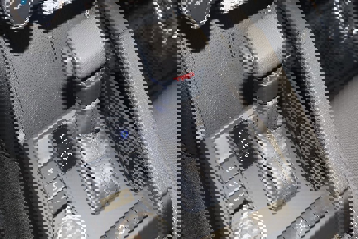 Used 2024 Toyota Tacoma TRD Off-Road image 7