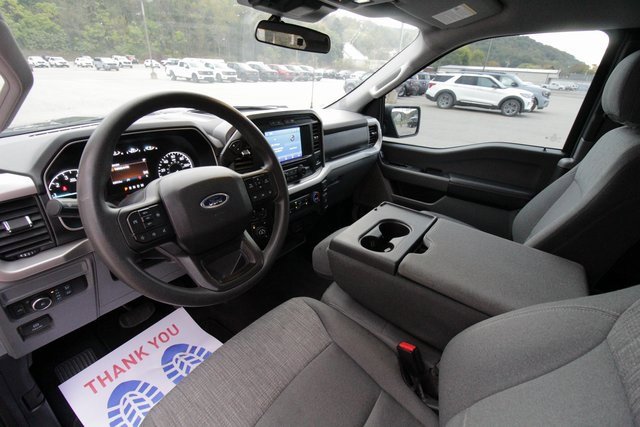 Used 2021 Ford F150 XLT w/ Trailer Tow Package image 4