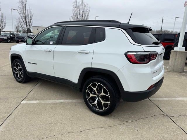 Certified 2025 Jeep Compass Limited image 5
