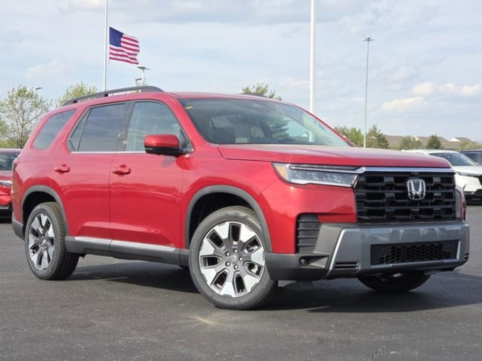 New 2026 Honda Pilot Touring image 2