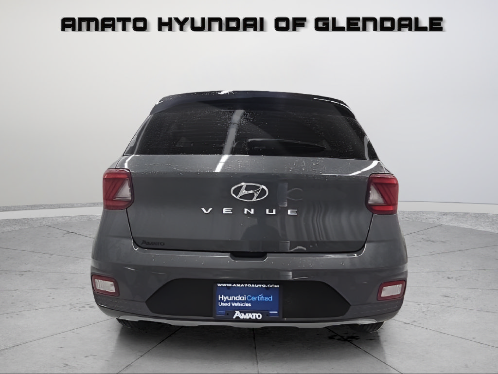 Certified 2026 Hyundai Venue SEL FWD image 5