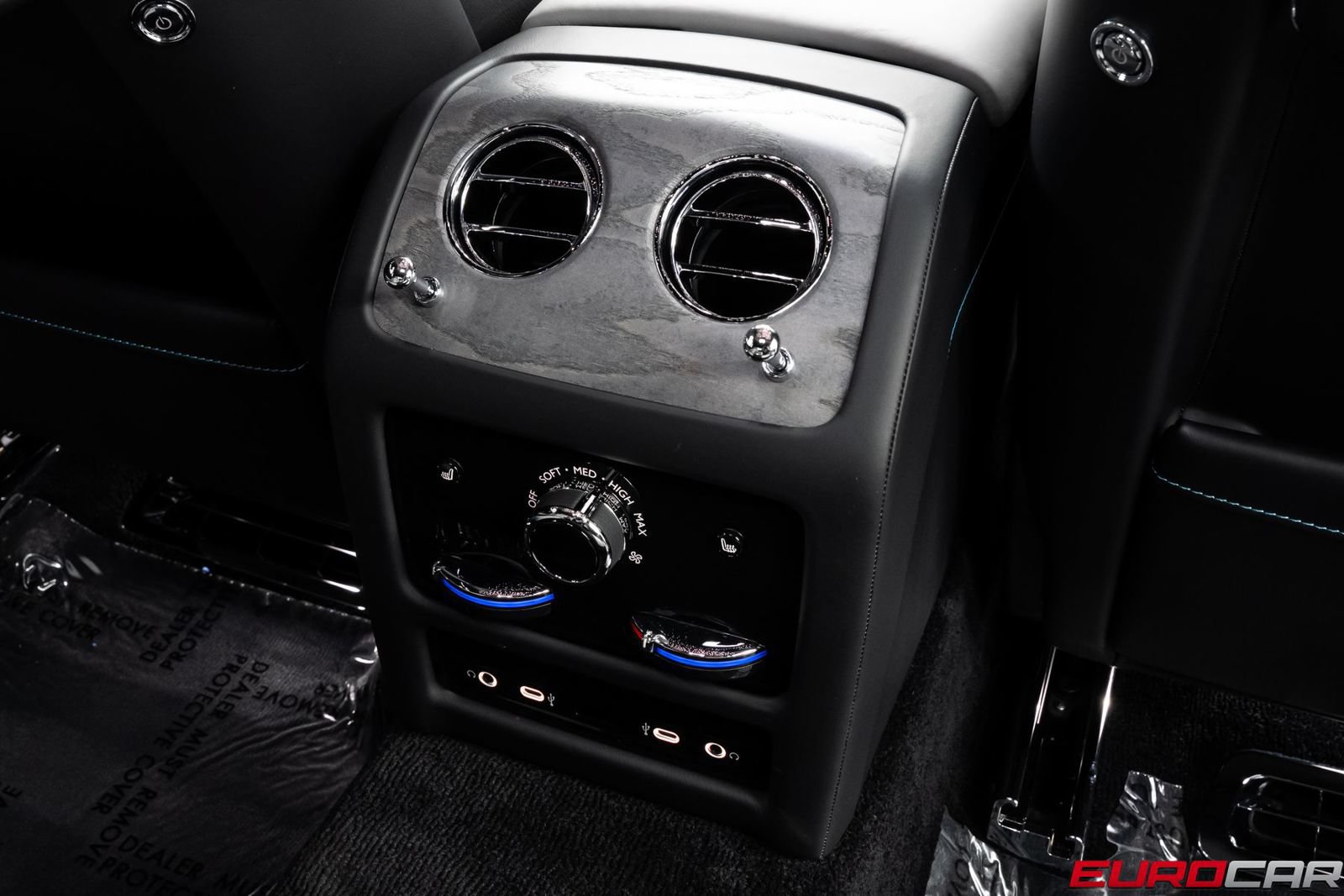 Used 2025 Rolls-Royce Ghost AWD/4WD image 42