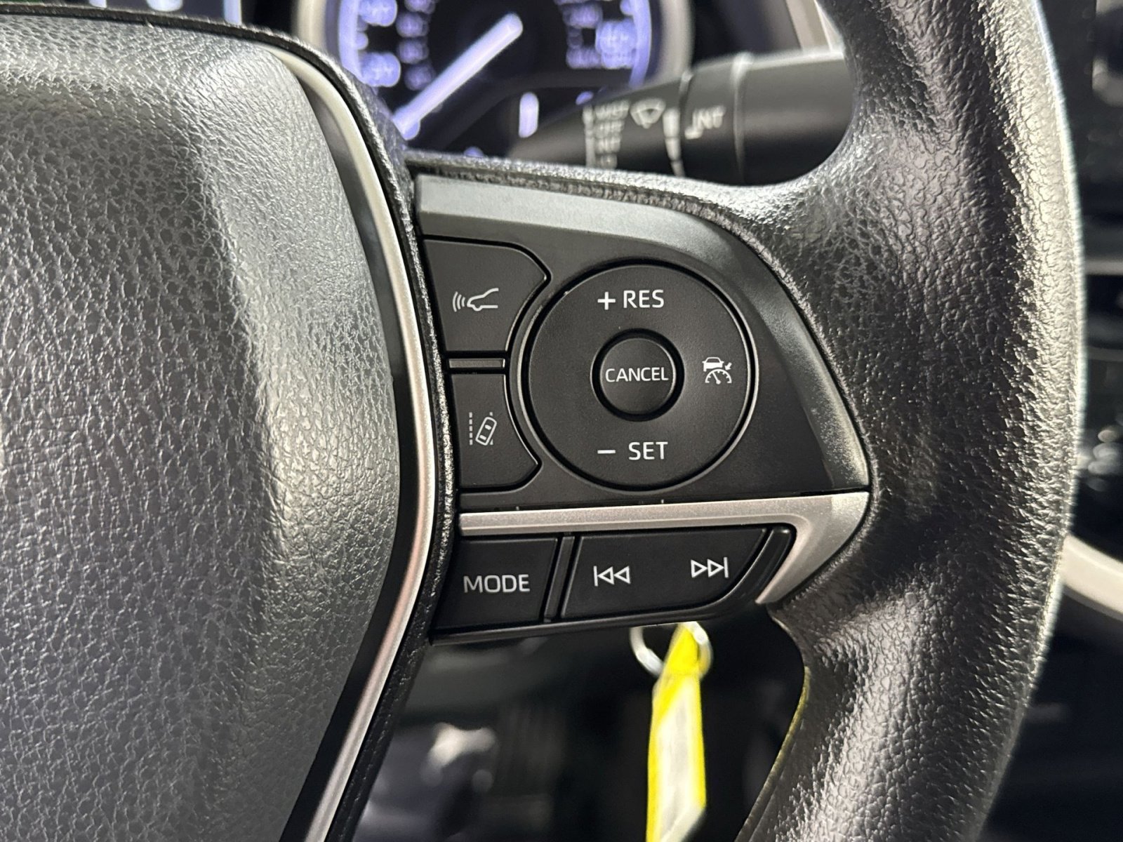 Used 2022 Toyota Camry LE image 36