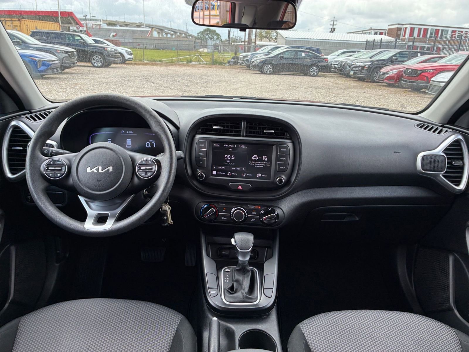 Used 2025 Kia Soul LX w/ LX Technology Package image 26