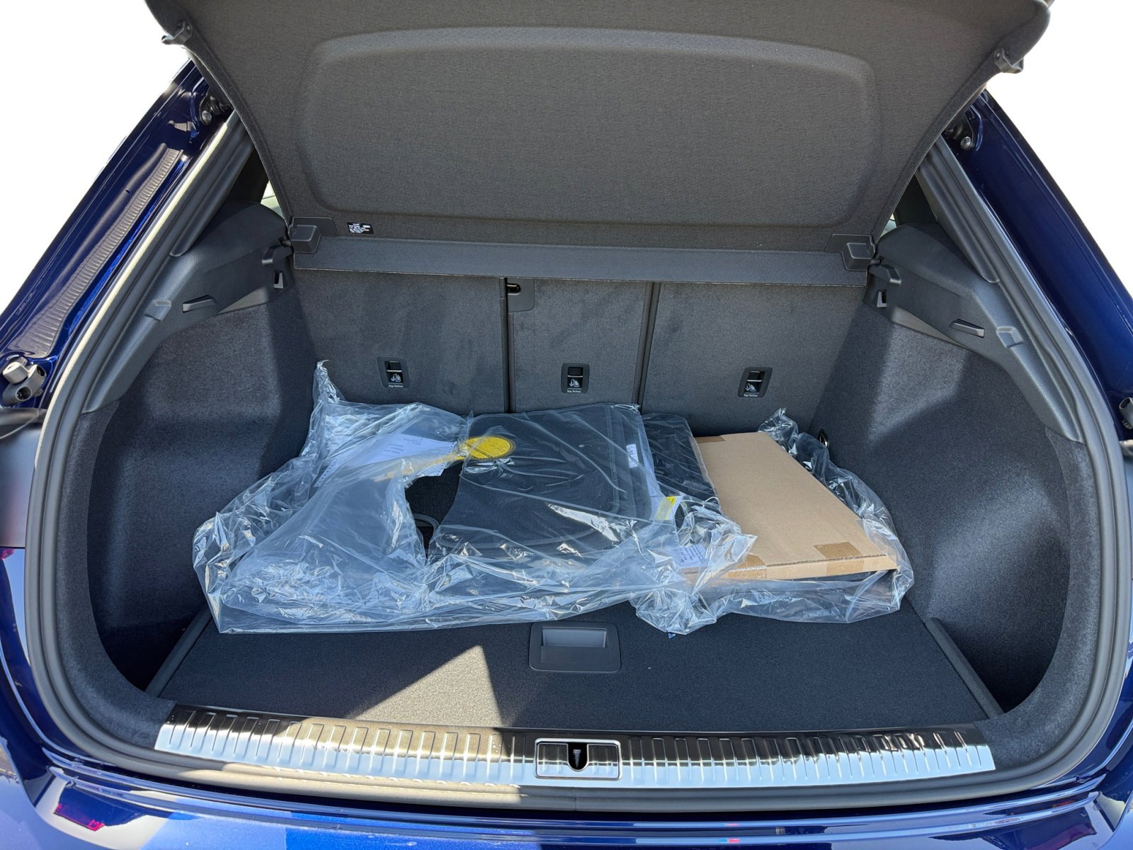 Used 2025 Audi Q3 2.0T Premium Plus w/ Premium Plus Package image 17