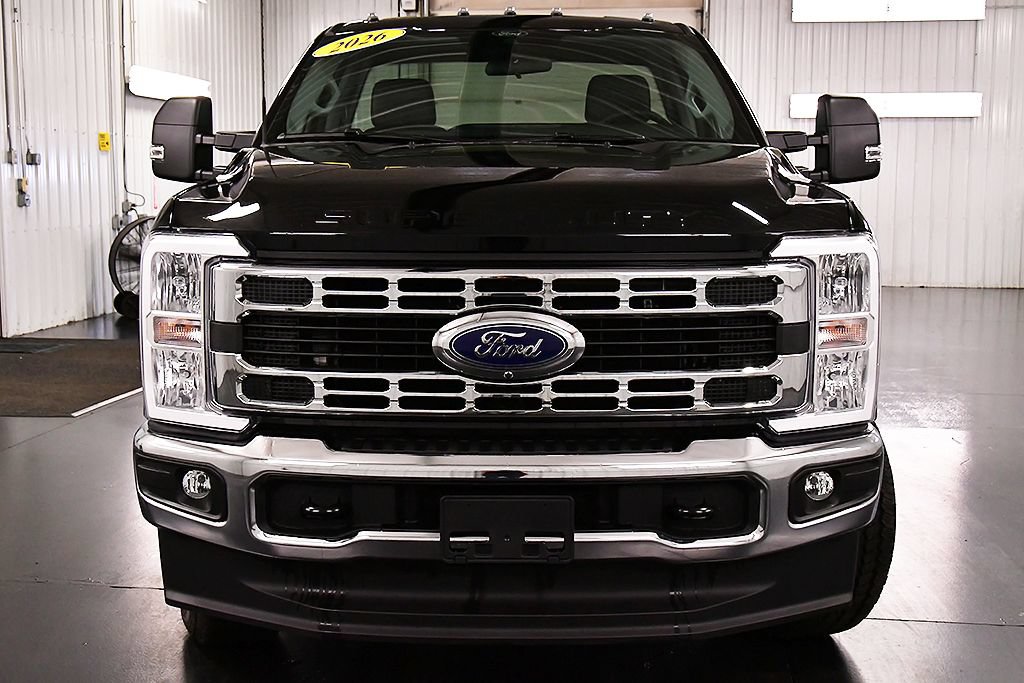 New 2026 Ford F350 XLT w/ 360-Degree Camera Package AWD/4WD image 2
