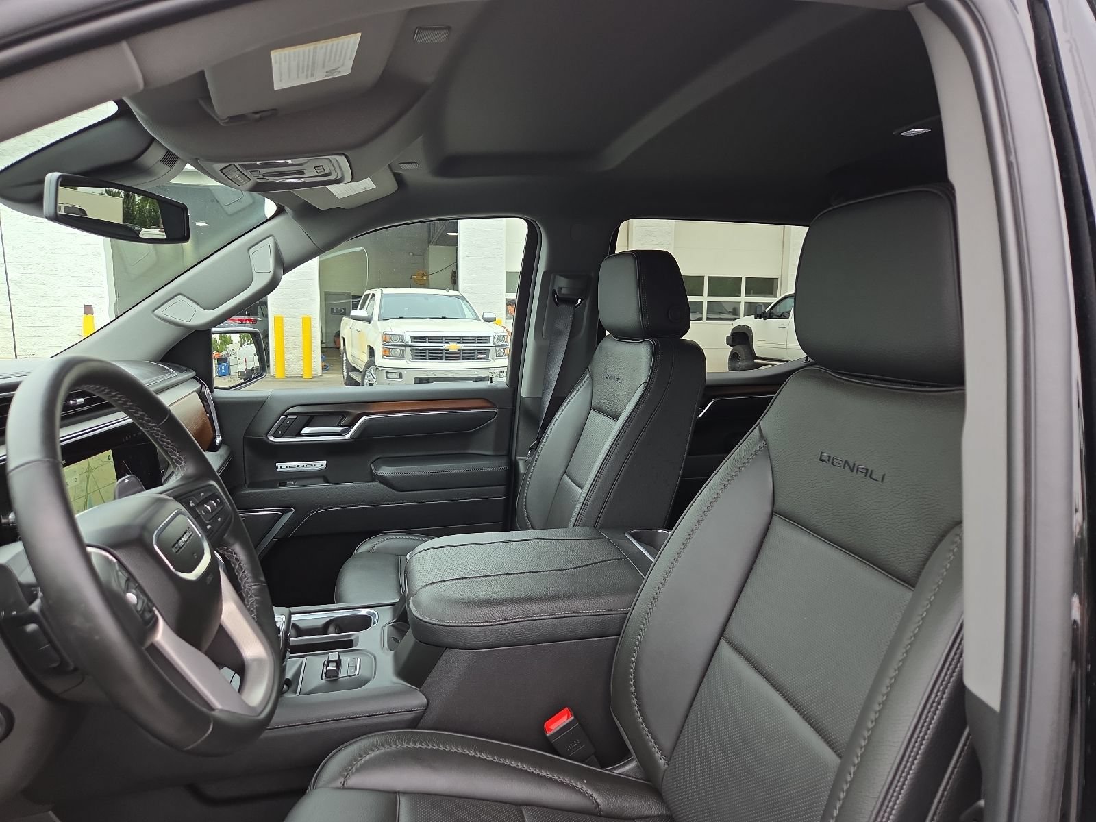 Certified 2026 GMC Sierra 1500 Denali AWD/4WD image 9
