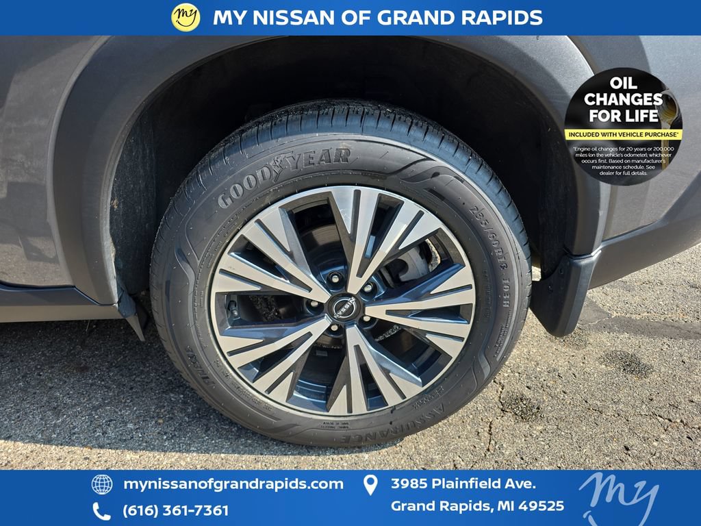 Used 2023 Nissan Rogue SV w/ SV Premium B Package AWD/4WD image 32