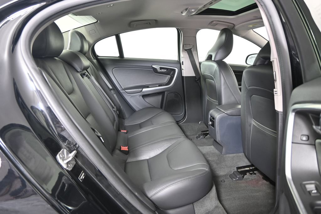Used 2016 Volvo S60 T5 Premier FWD image 16