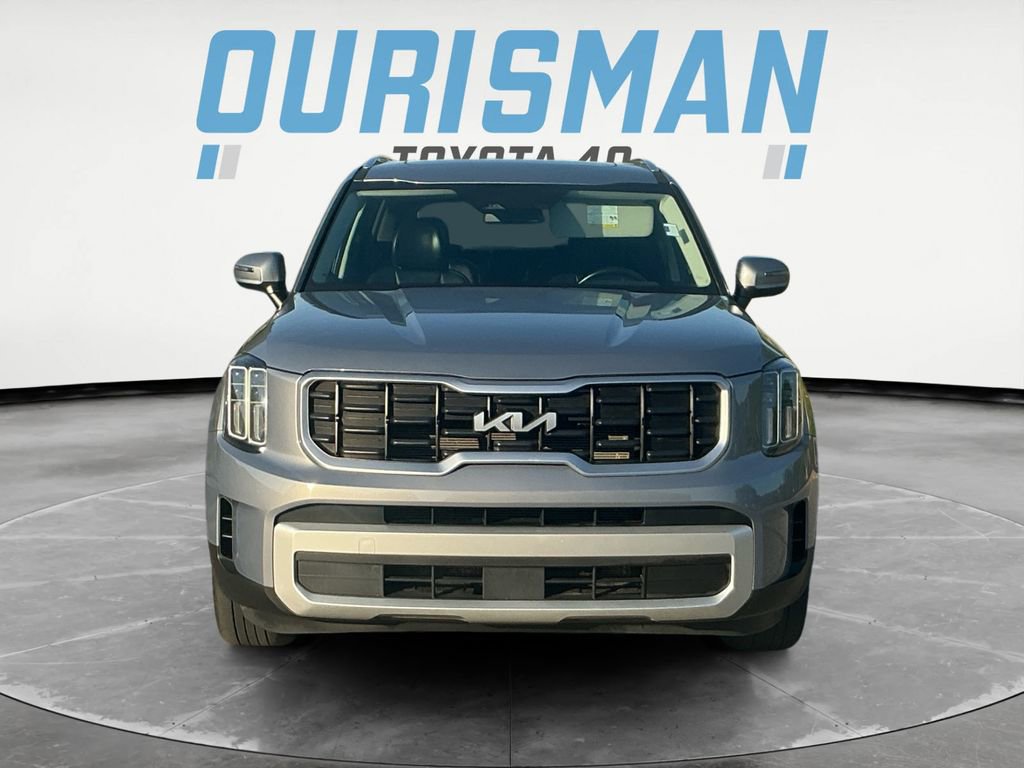 Used 2025 Kia Telluride S FWD image 2