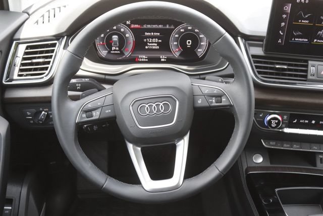 Used 2025 Audi Q5 2.0T Premium Plus AWD/4WD image 20