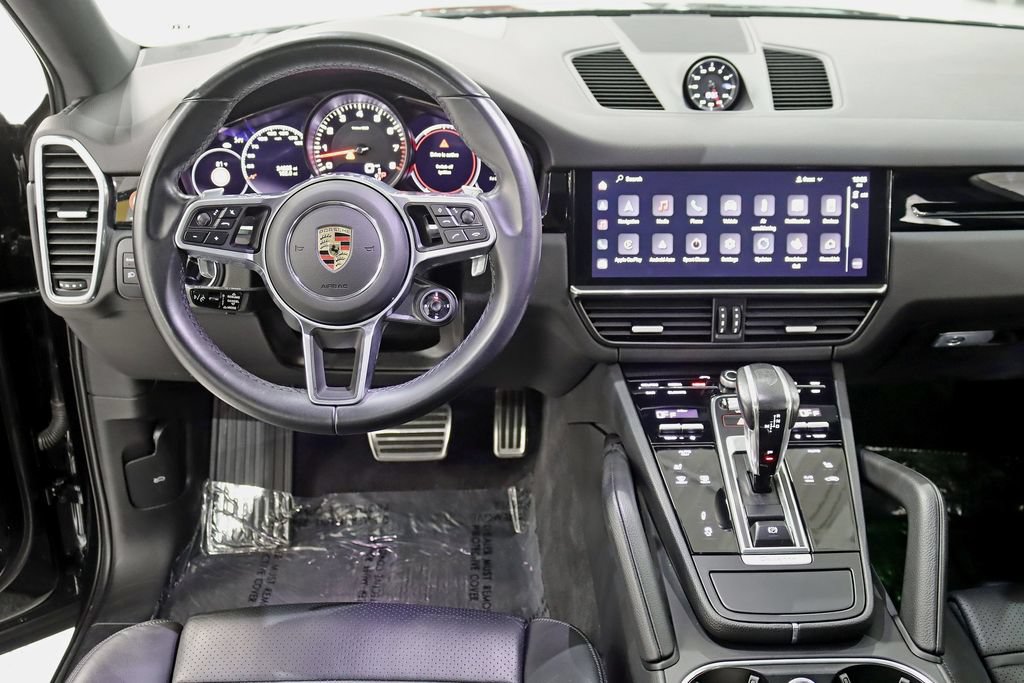 Used 2022 Porsche Cayenne S AWD/4WD image 14