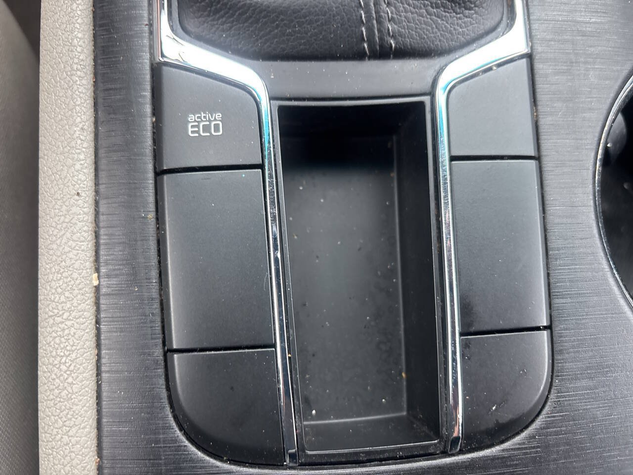 Used 2020 Kia Sedona LX FWD image 28