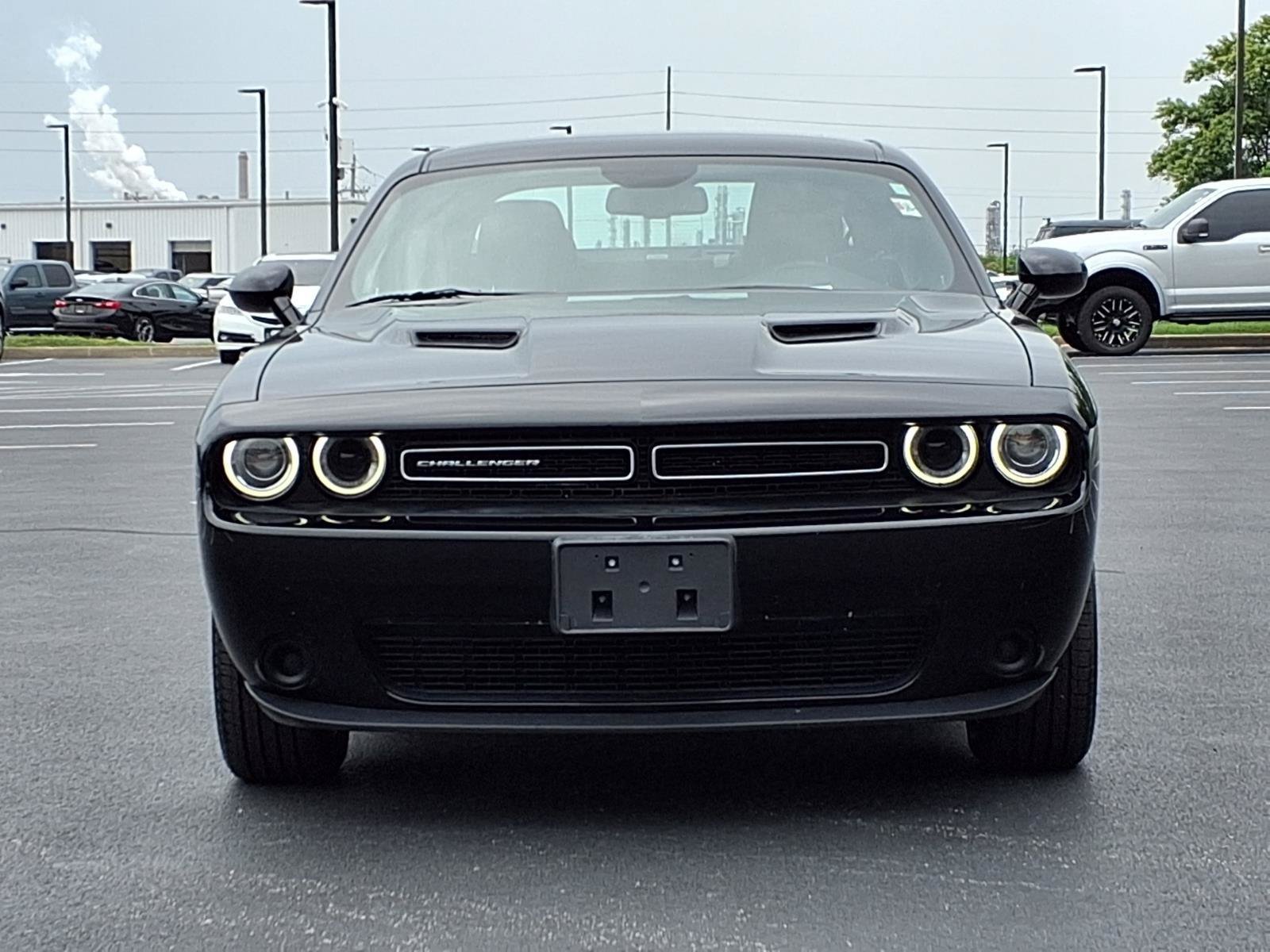 Used 2023 Dodge Challenger SXT RWD image 27