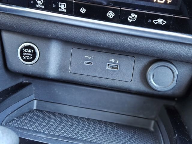 Certified 2023 Nissan Rogue SV image 25