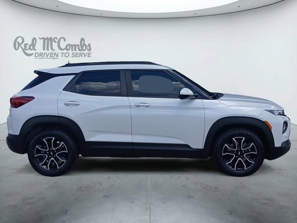 Used 2023 Chevrolet TrailBlazer ACTIV w/ Sun and Liftgate Package FWD image 6
