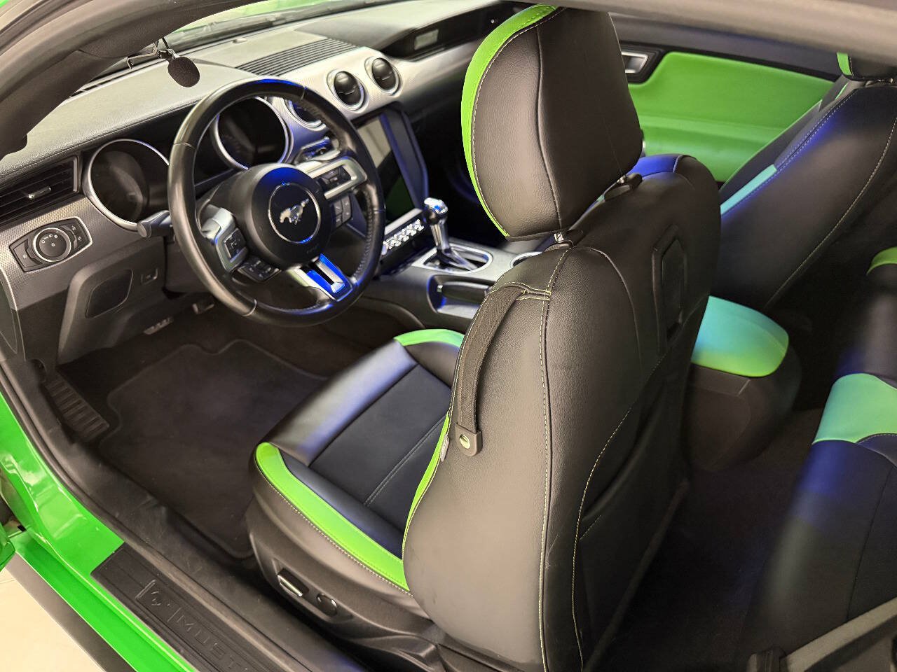 Used 2019 Ford Mustang GT RWD image 37