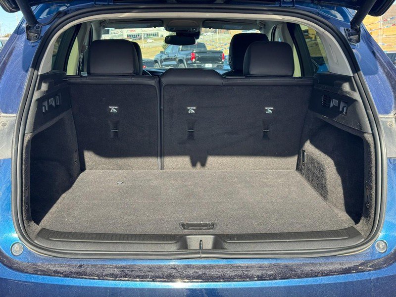 Used 2023 Buick Envision Essence image 4