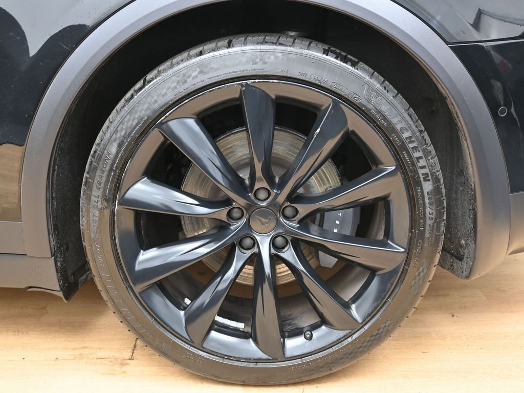 Used 2021 Tesla Model X Long Range image 11